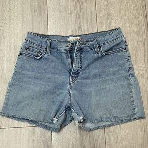 Levi's 512 Perfectly Slimming Boot Cut Denim Jean Shorts Size 12 Long